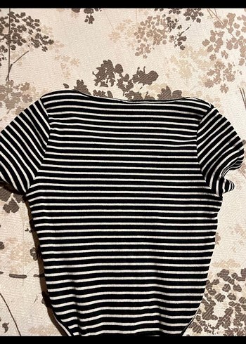 Siyah Beyaz Çizgili Elastik Kadın crop zıbın - Görsel 2