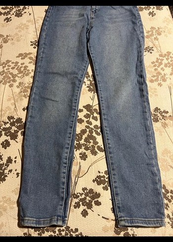 Kadın Mavi Beli Kemerli Dar Paça Kot Pantolon - Görsel 3