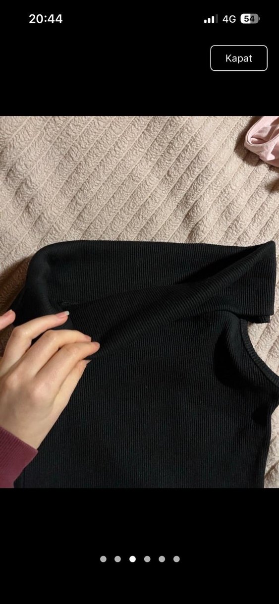 Siyah Kadın Triko kayık yaka kolsuz - Görsel 4
