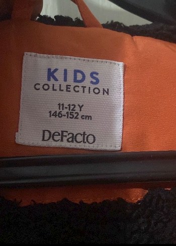 Turuncu Kapüşonlu içi polarlı mont - Görsel 5