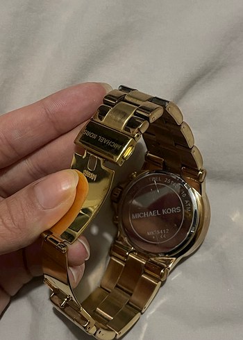 Michael Kors Altın Renkli Kadın Kol Saati - Görsel 2