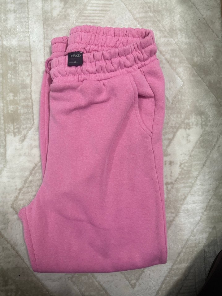 Rahat Kesim Pembe Kadın Eşofman Altı - Görsel 2