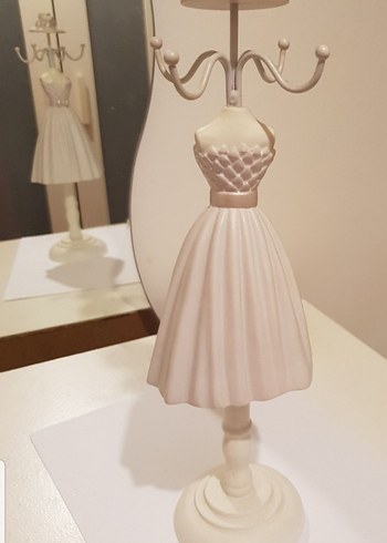 Beyaz Kadın Figürlü Takı Askısı - Görsel 5