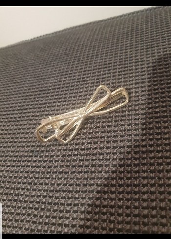 Minimalist Metal Fiyonk Toka - Görsel 3