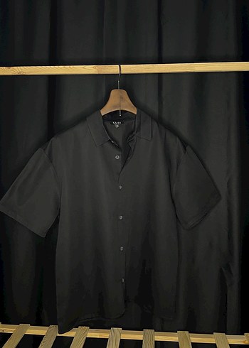 Siyah Erkek Kısa Kollu Düğmeli Baskılı Gömlek - Görsel 2