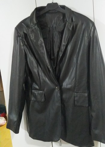 Düğmeli Siyah Deri Kadın Ceket - Görsel 3