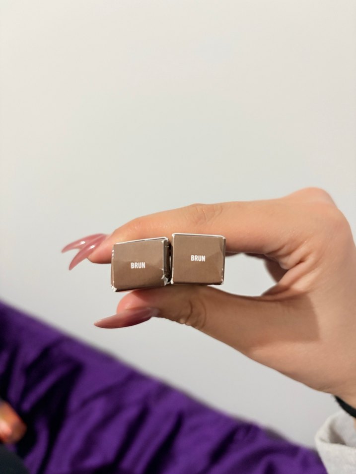 MAC Koyu Bej Kaş Kalemi - Görsel 3