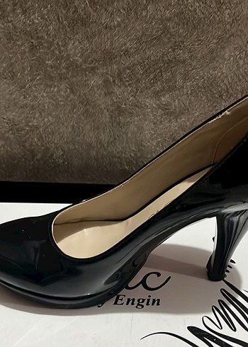 Siyah Parlak Topuklu Kadın Stiletto - Görsel 3