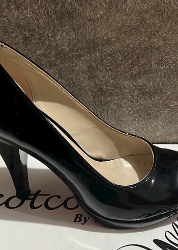 Siyah Parlak Topuklu Kadın Stiletto - Görsel 2