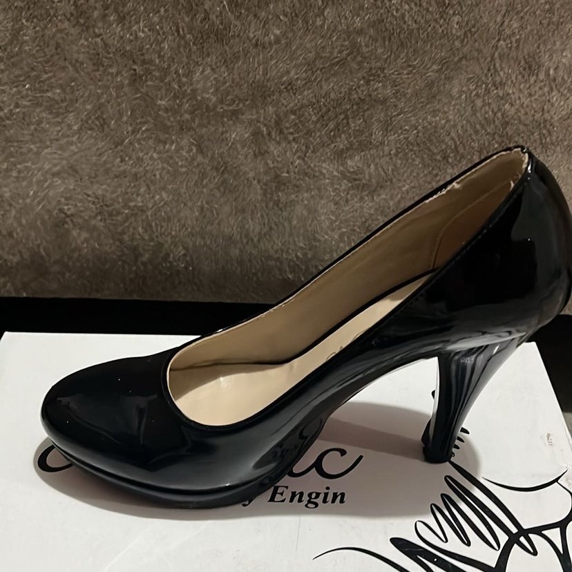 Siyah Parlak Topuklu Kadın Stiletto - Görsel 3