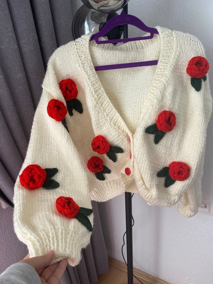 Çiçekli Hırka - Görsel 2