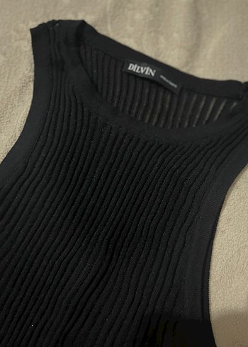 Siyah Yüksek Yakalı Örgü Kolsuz Transparan Atlet - Görsel 2