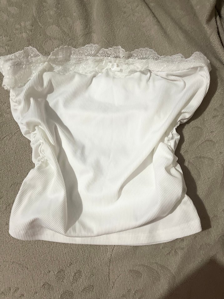 Dantel Detaylı Straplez Büstiyer - Görsel 4