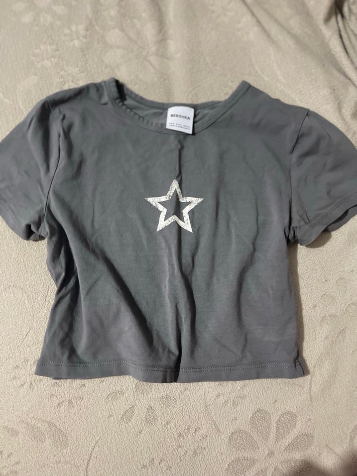 Gri Kısa Kollu Kız Tişörtü Yıldız Baskılı - Görsel 2