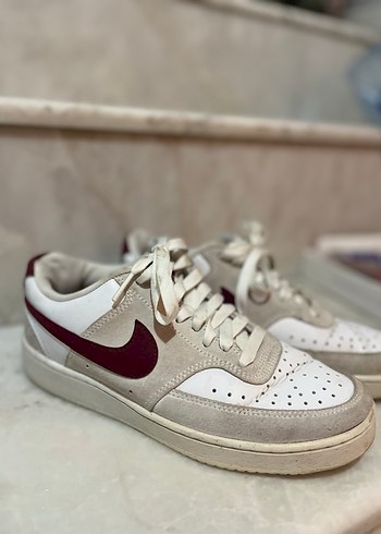 Beyaz Süet Spor Ayakkabı - Görsel 3