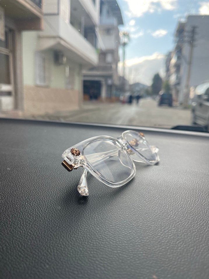 Bej Şeffaf Kadın Gözlüğü - Görsel 4