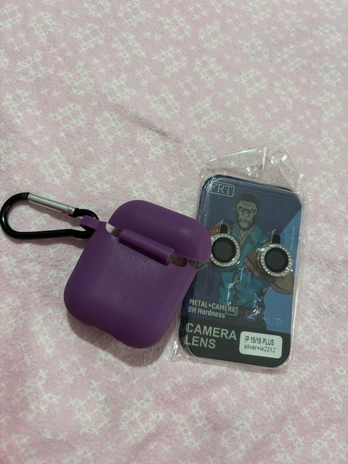 Mor Kablosuz Kulaklık Kılıfı ve Kamera Lens Koruyucu - Görsel 2
