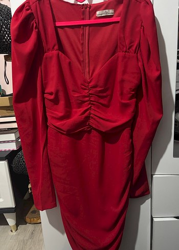 Kırmızı V Yakalı Drapeli Midi Elbise - Görsel 3