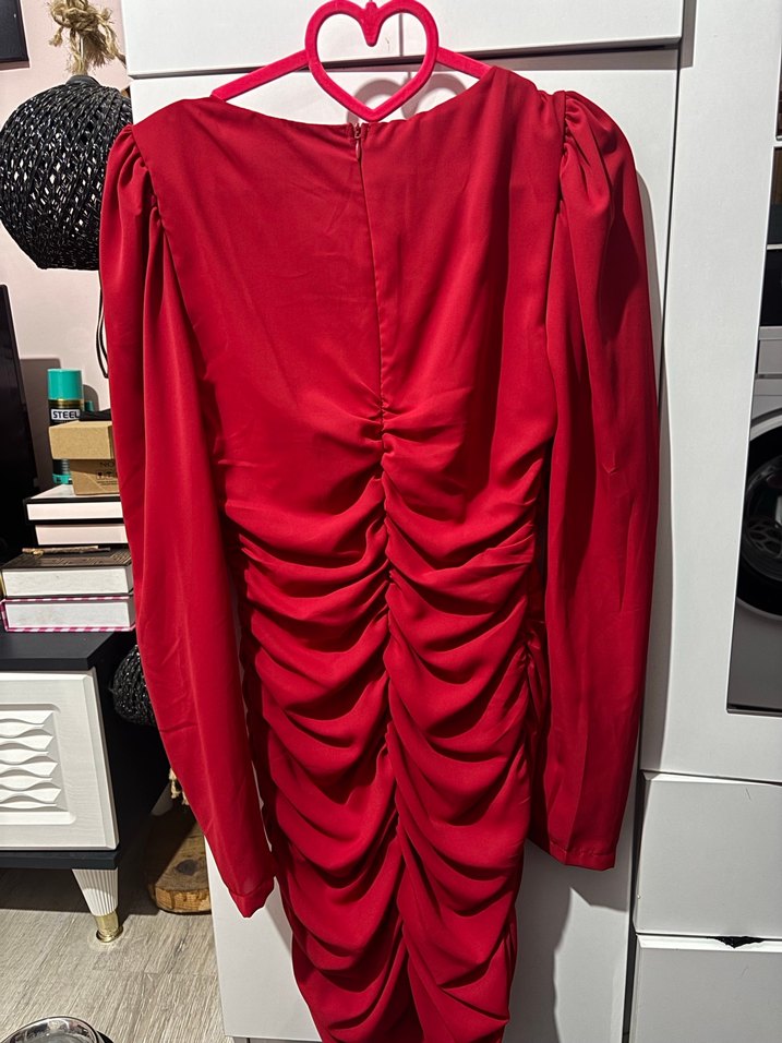 Kırmızı V Yakalı Drapeli Midi Elbise - Görsel 2