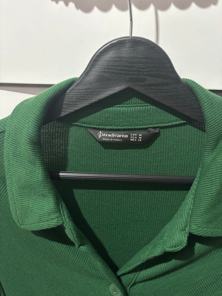 Düğmeli V Yaka Uzun Kollu Yeşil Elbise - Görsel 2