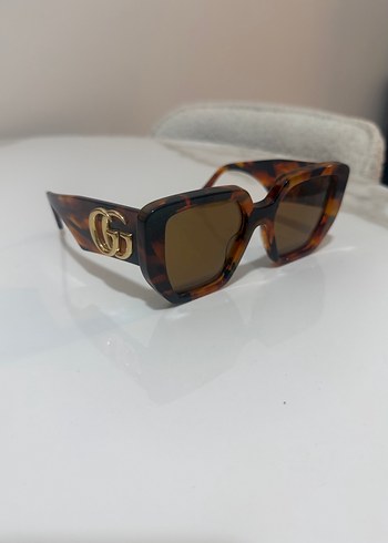 Gucci güneş gözlüğü - Görsel 2