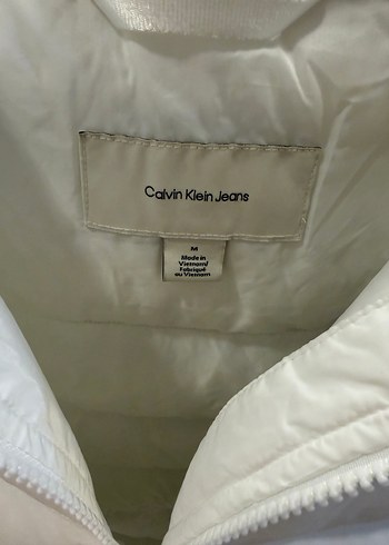 Calvin klein yeni sezon mont - Görsel 3