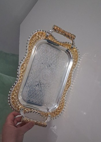 Parlak Altın Renkli Dekoratif Tepsi - Görsel 3