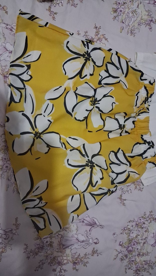 Kız Çocuk Sarı Çiçek Desenli Pamuk Elbise - Görsel 2