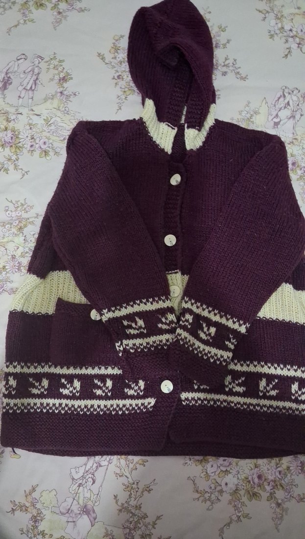 Bordo Kapüşonlu Örgü Kız Hırka - Görsel 4