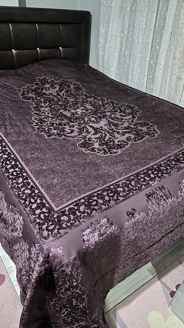 Karaca Mürdüm İşlemeli Yatak Örtüsü - Görsel 3