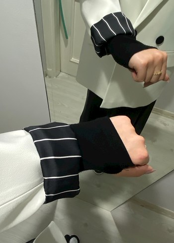 Beyaz Blazer Ceket - Görsel 3