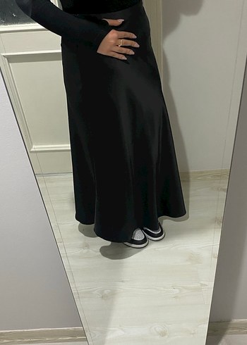 Siyah Uzun Salaş Kadın Saten Etek - Görsel 2