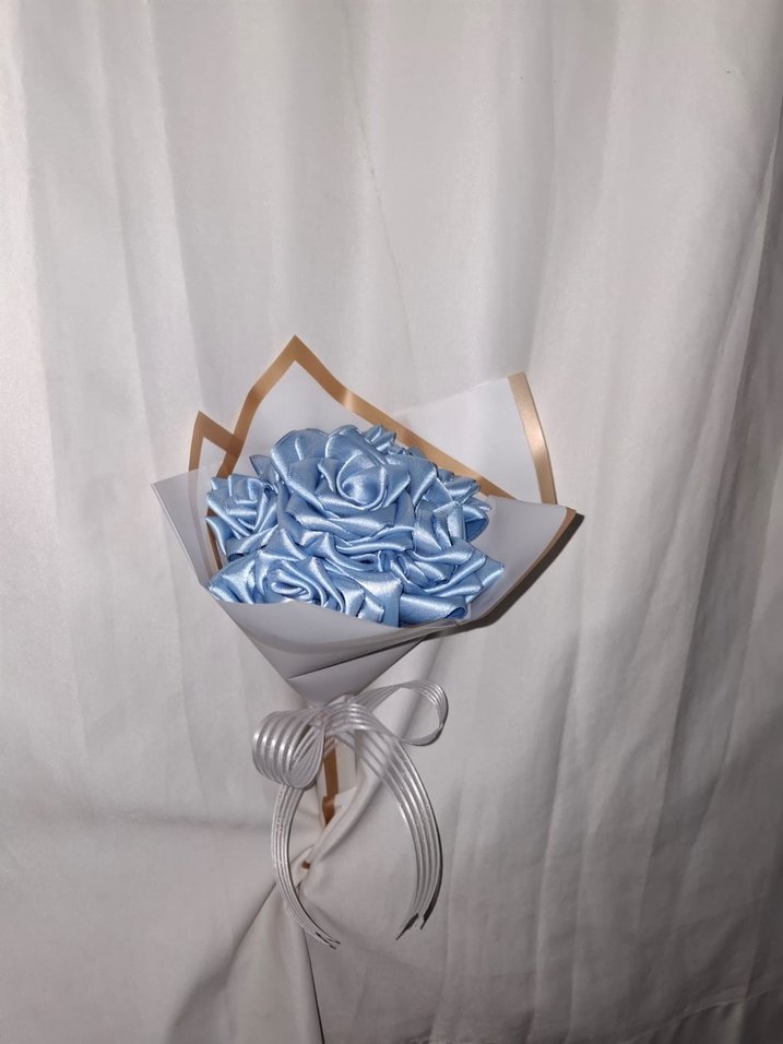 Mavi Kurdele Çiçek Buketi - Görsel 2