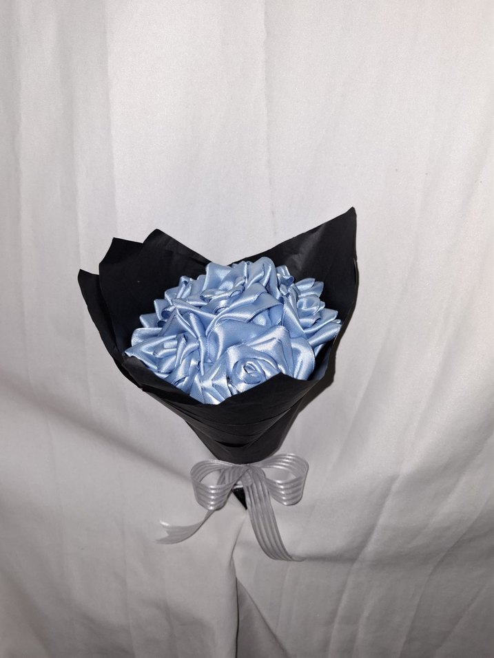 Mavi Kurdele Çiçek Buketi - Görsel 2