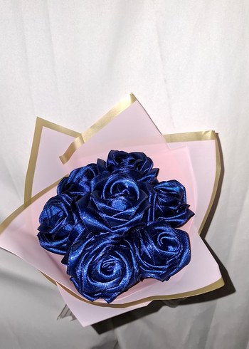 Gece Mavisi Kurdele Çiçek Buketi - Görsel 4