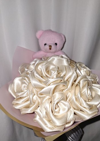 Krem Kurdele Çiçek Buketi (Pembe Ayıcıklı) - Görsel 5