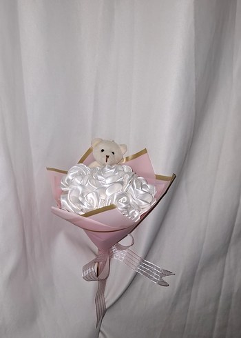 Beyaz Kurdele Çiçek Buketi (Ayıcıklı) - Görsel 3