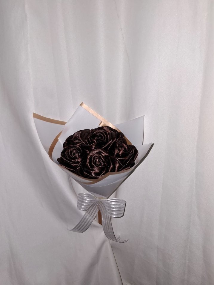 Kahverengi Kurdele Çiçek Buketi - Görsel 2