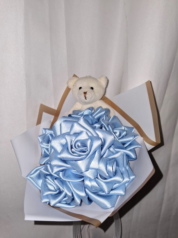 Mavi Kurdele Çiçek Buketi (Ayıcıklı) - Görsel 4