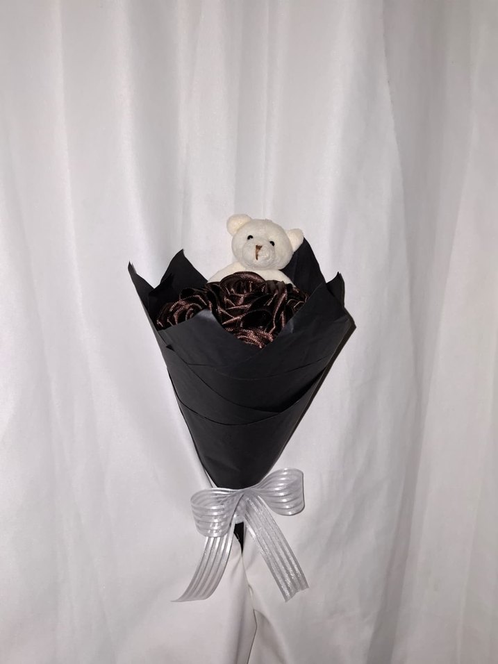 Kahve Kurdele Çiçek Buketi (Ayıcıklı) - Görsel 2