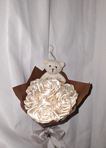 Krem Kurdele Çiçek Buketi (Ayıcıklı) - Görsel 7