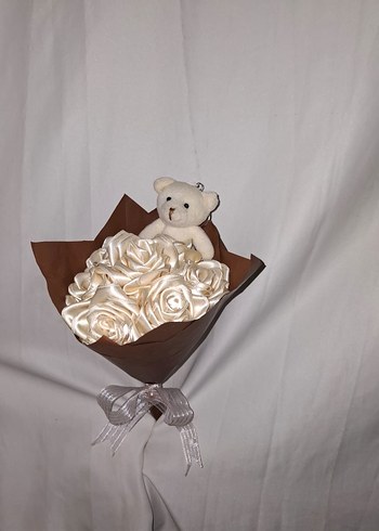 Krem Kurdele Çiçek Buketi (Ayıcıklı) - Görsel 3