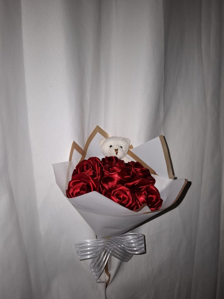 Bordo Kurdele Çiçek Buketi (Ayıcıklı) - Görsel 2