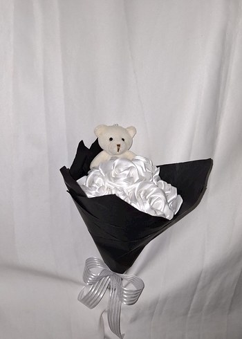 Beyaz Kurdele Çiçek Buketi (Ayıcıklı) - Görsel 3