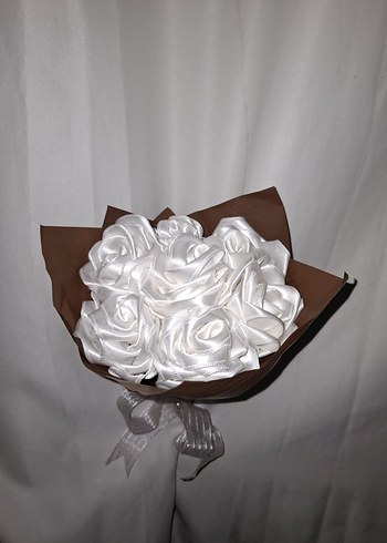 Beyaz Kurdele Çiçek Buketi - Görsel 4