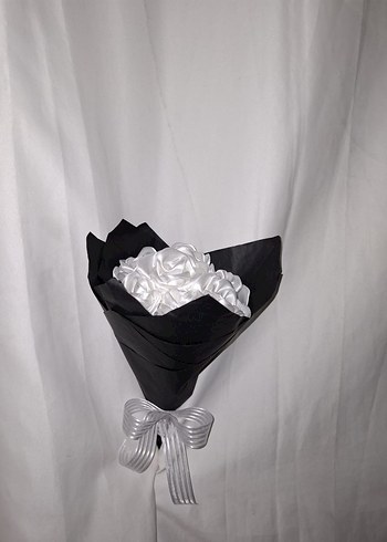 Beyaz Kurdele Çiçek Buketi - Görsel 3