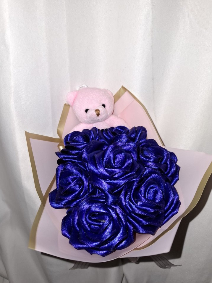 Lacivert Kurdele Çiçek Buketi (Pembe Ayıcıklı) - Görsel 4