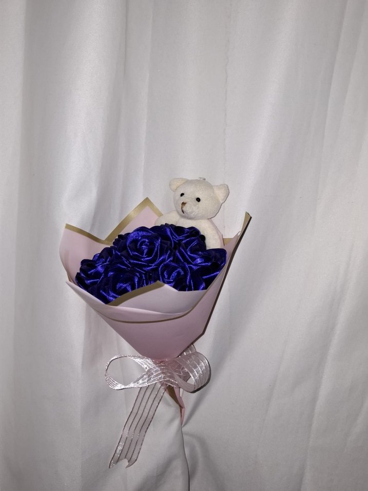 Lacivert Kurdele Çiçek Buketi (Ayıcıklı) - Görsel 3