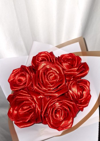 Kırmızı Kurdele Çiçek Buketi - Görsel 6