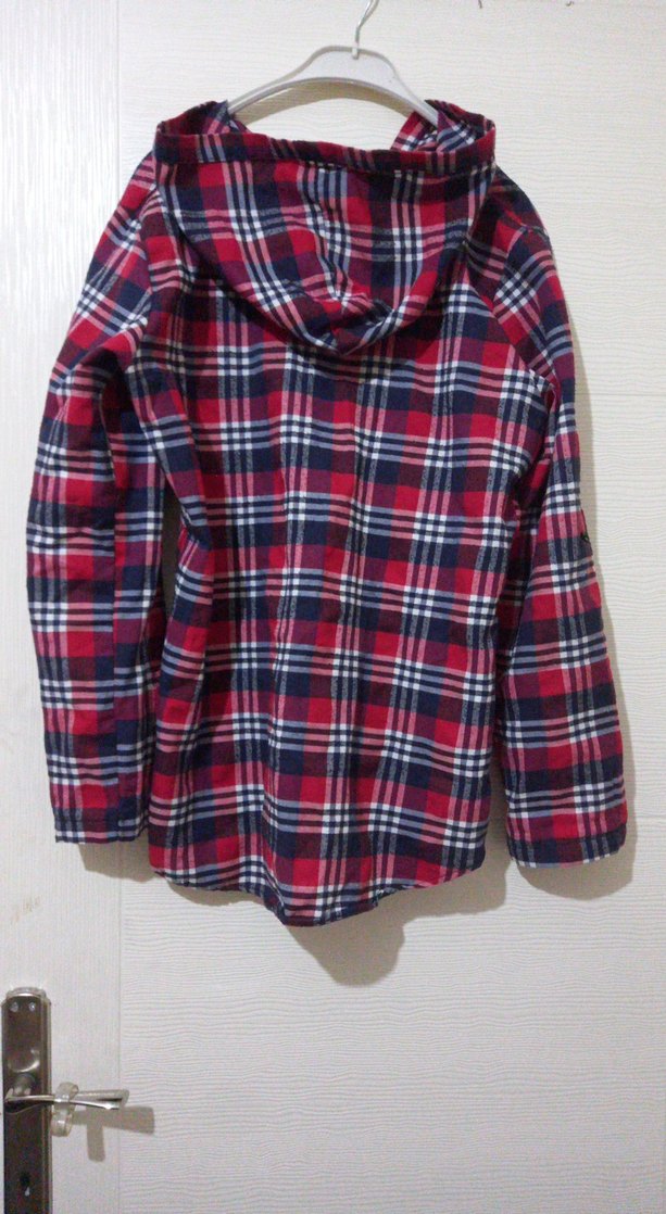 Kapşonlu, Kırmızı Kareli Kadın Gömlek - Görsel 2